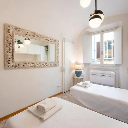 Apartamento Via Sant'egidio, 3 - Spacious And Bright Just 300mt From The Duomo *
