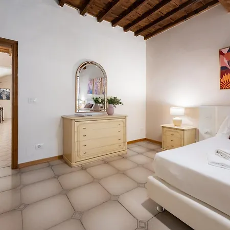Via Sant'egidio, 3 - Spacious And Bright Just 300mt From The Duomo * Florença