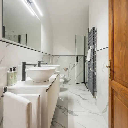 Apartamento Via Sant'egidio, 3 - Spacious And Bright Just 300mt From The Duomo Florença